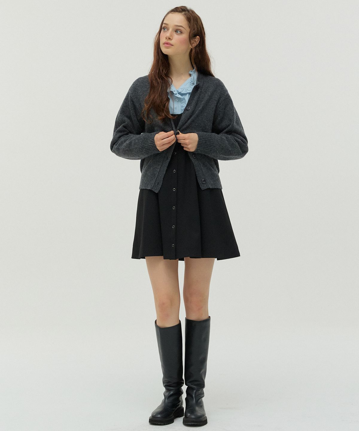 뉴루키(NEW LOOKY) Round neck merino wool cardigan_Charcoal grey