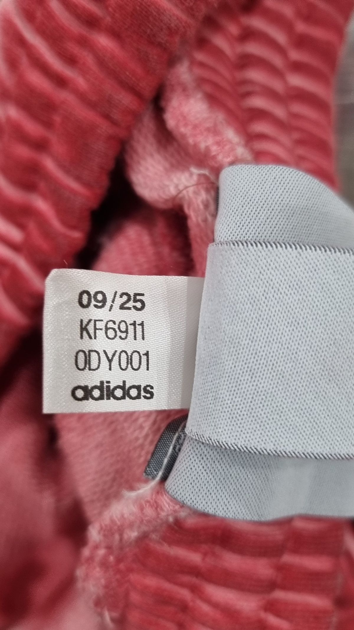 아디다스(ADIDAS) 아디다스 X THUG CLUB 버뮤다 쇼츠 - 파우더레드 / KF6911 XL