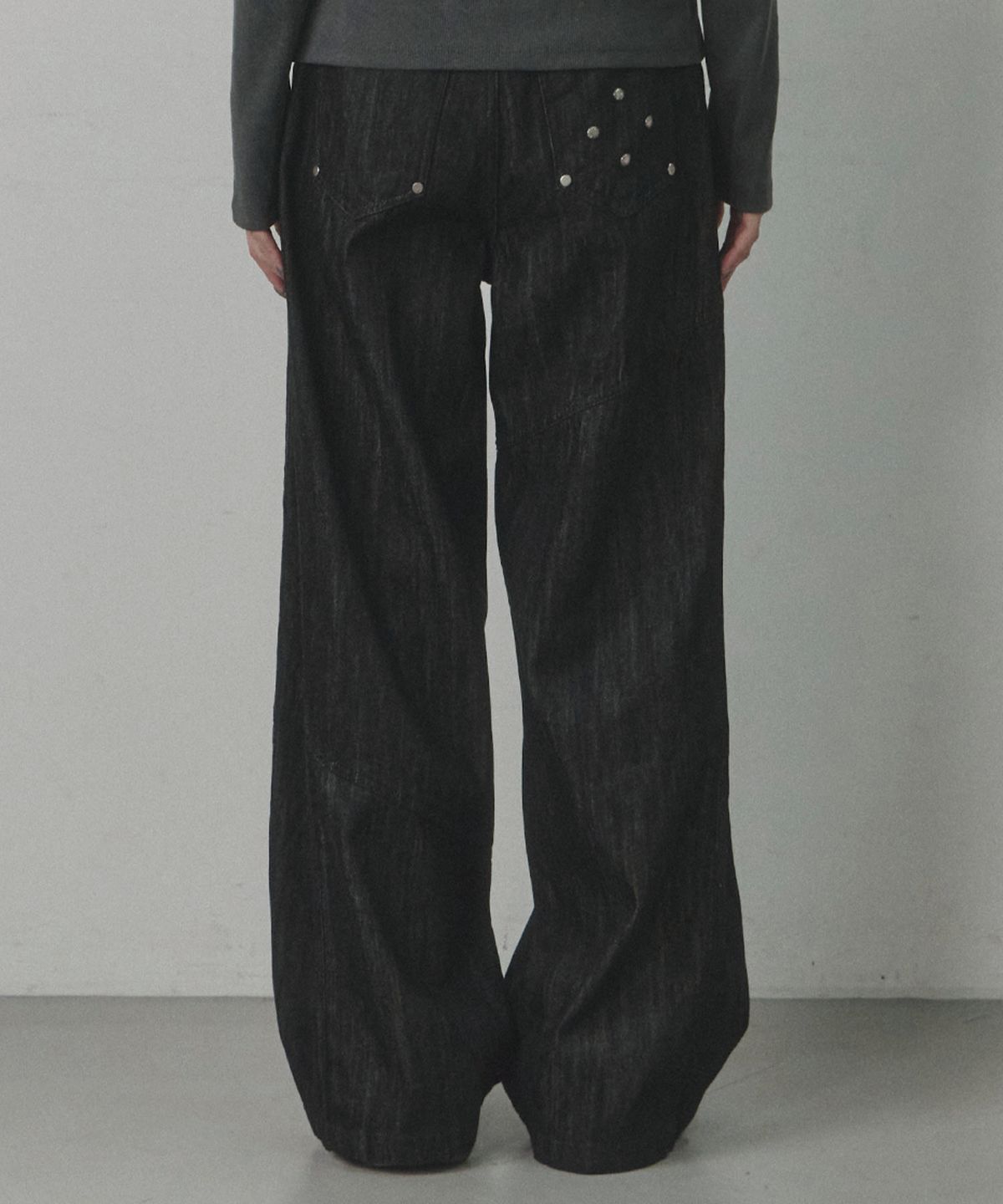 업드래프트(UPDRAFT) Side Pintuck Rivet Wide Denim Pants [Washed Black]