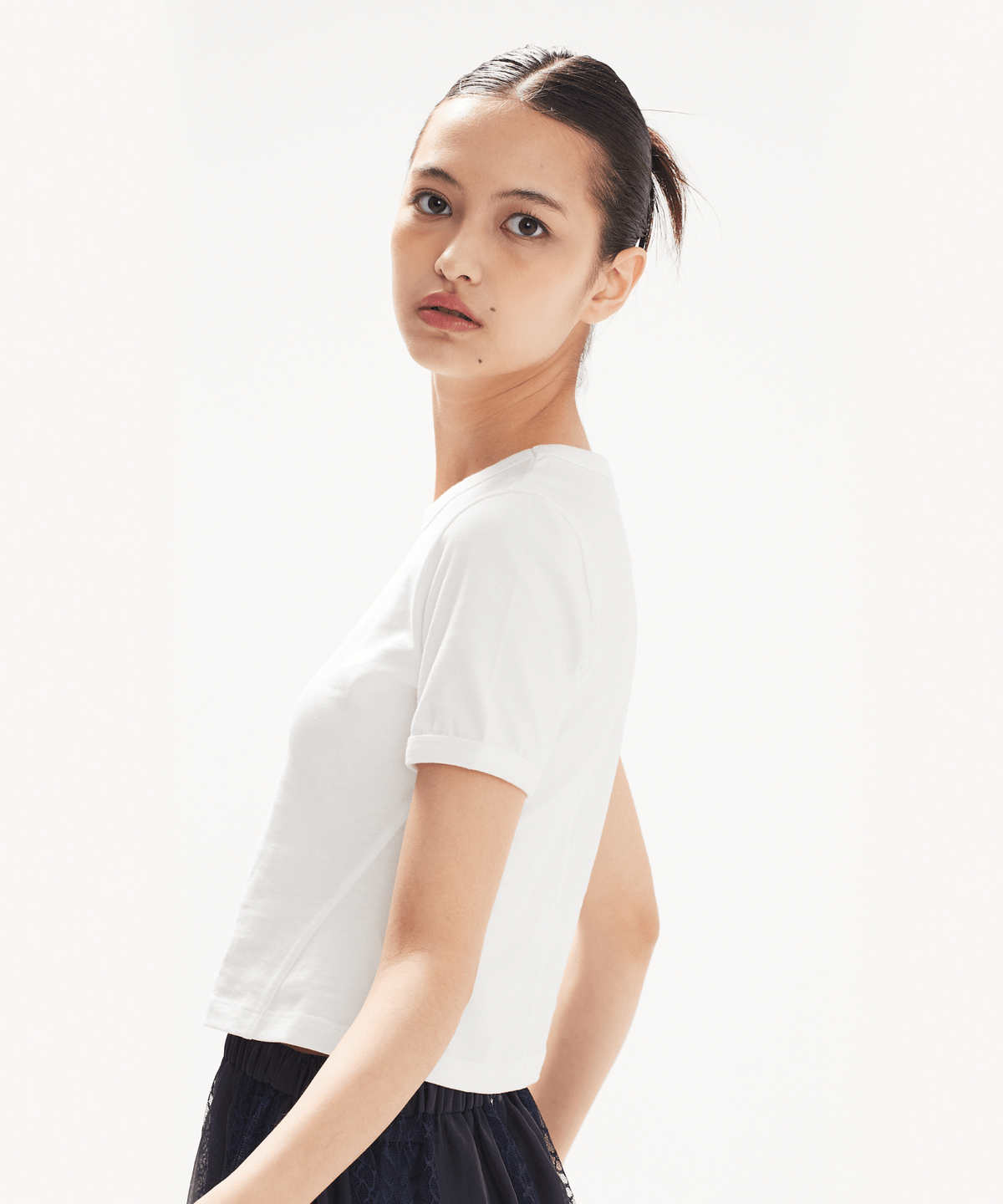 레인지(RANGE) 다이애그널 라인 티셔츠 (아이보리)