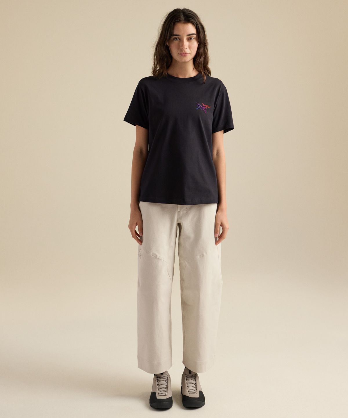 아크테릭스(ARCTERYX) 크래그 코튼 리틀 버드 크루 SS 여성 - BLACK/MULTI / ATQFW08468