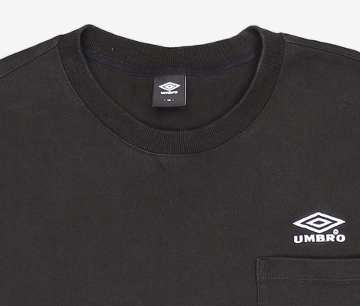 엄브로(UMBRO) 반소매 티셔츠 115