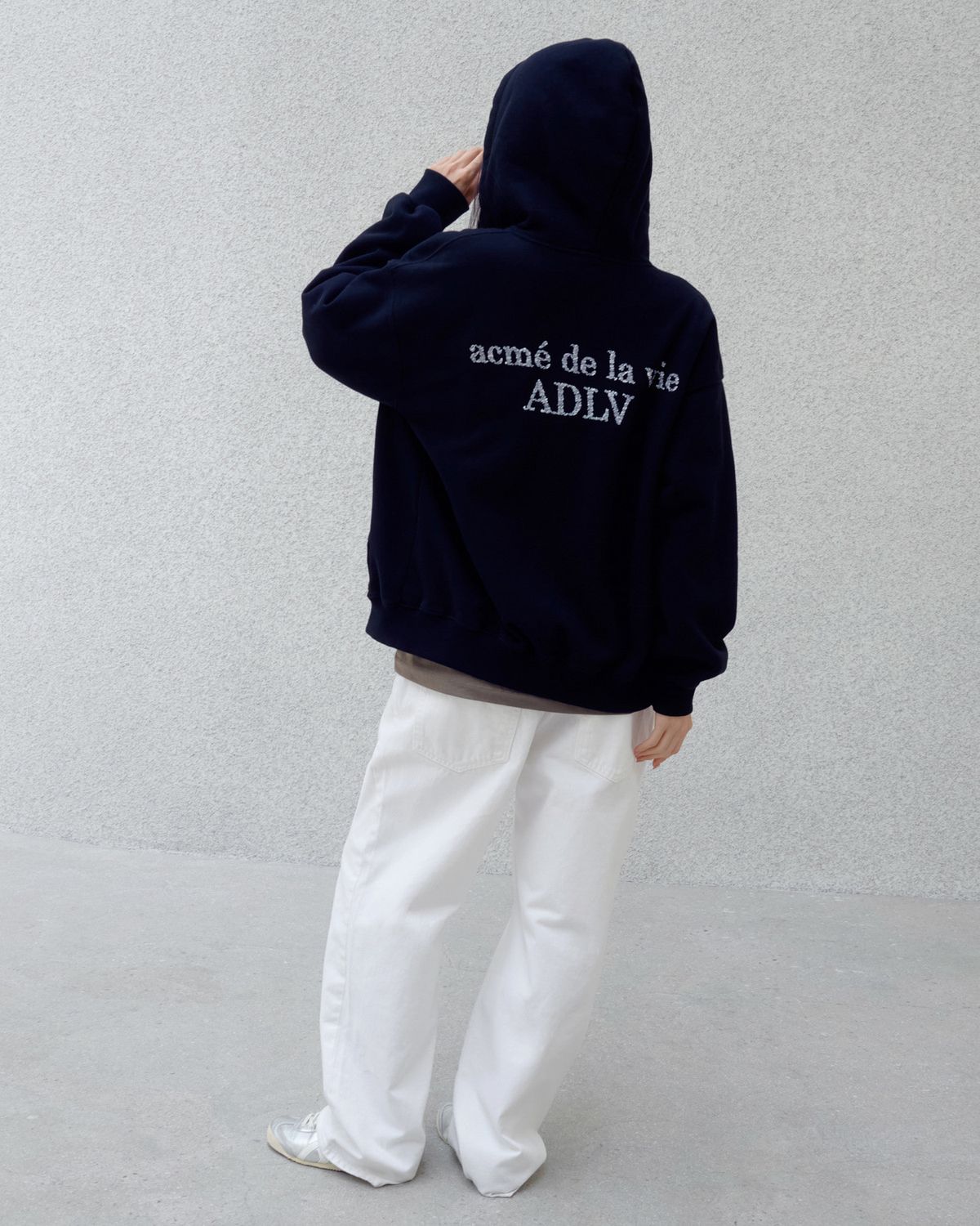 아크메드라비(ACME DE LA VIE) NOISY EMBO BASIC LOGO NAPPING HOODIE ZIP UP