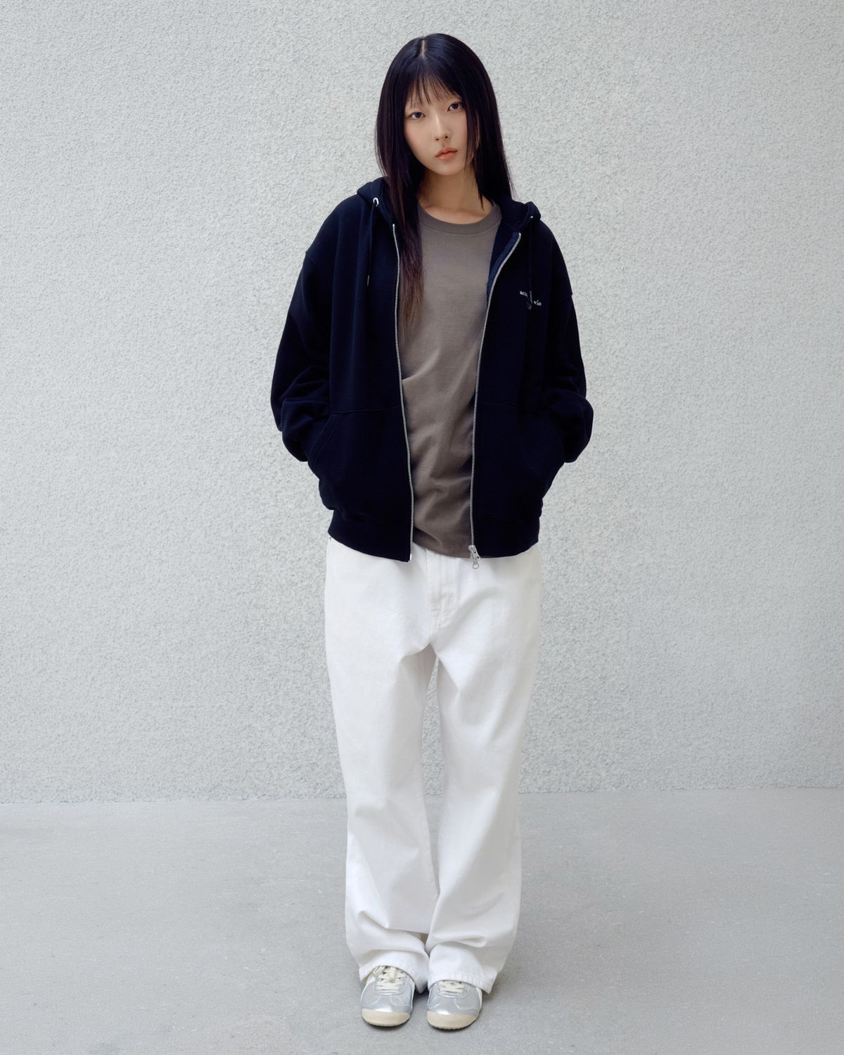 아크메드라비(ACME DE LA VIE) NOISY EMBO BASIC LOGO NAPPING HOODIE ZIP UP
