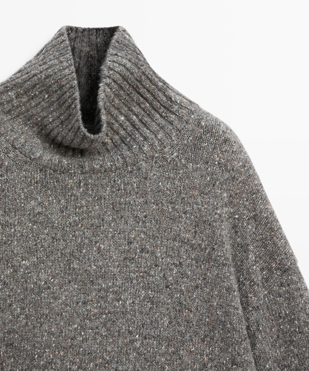 마시모두띠(MASSIMO DUTTI) 울 블렌드 터틀넥 니트 스웨터
