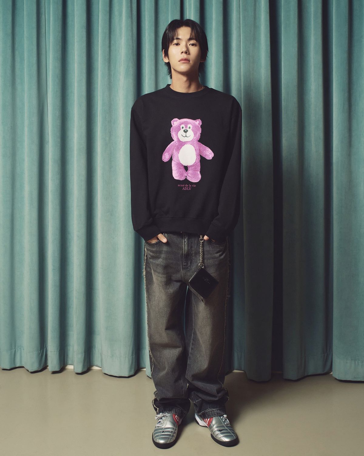 아크메드라비(ACME DE LA VIE) AC BEARDOLL SWEATSHIRT