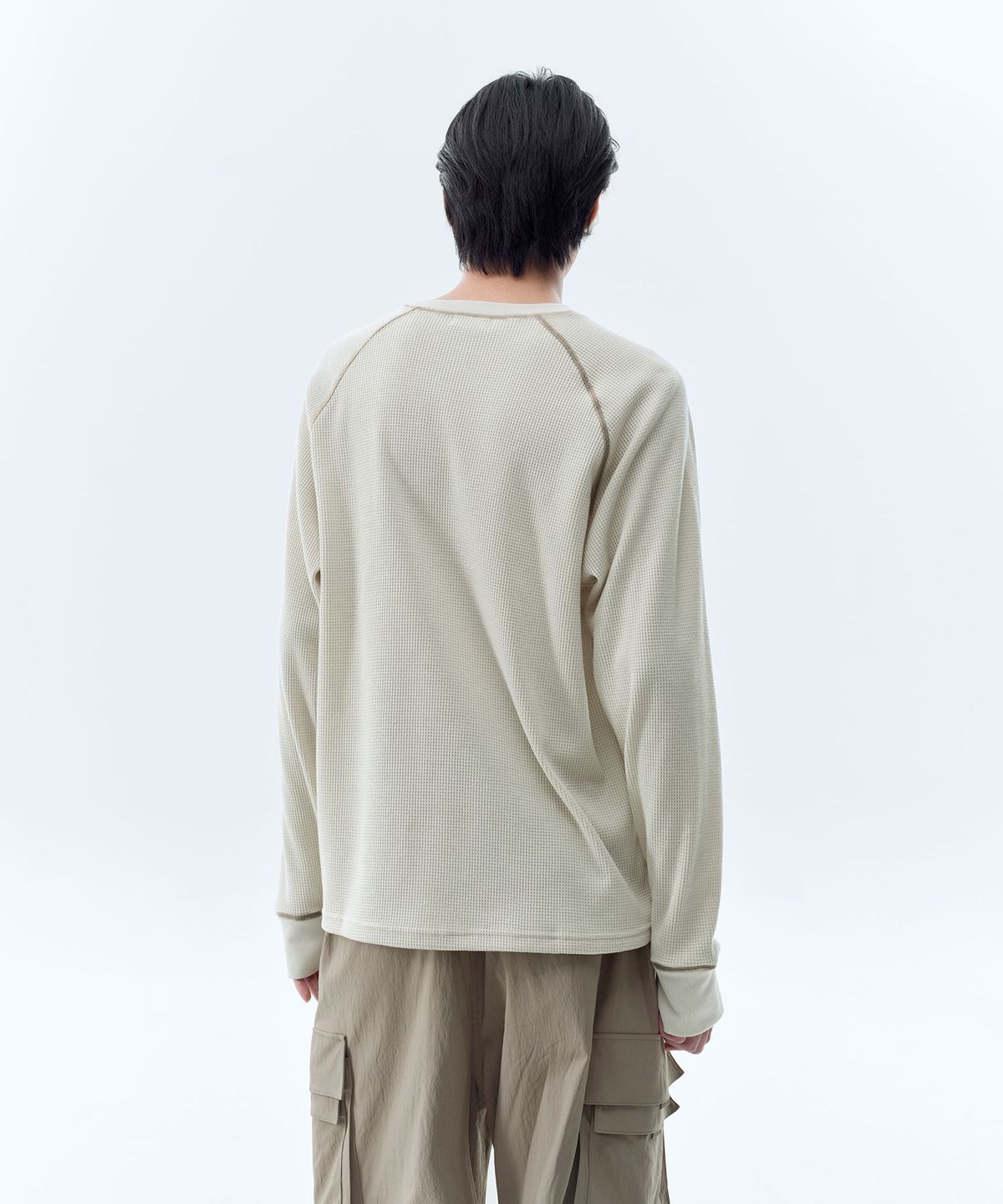 무신사 스탠다드(MUSINSA STANDARD) [시티 레저] 와플 긴소매 티셔츠 [스톤 화이트]