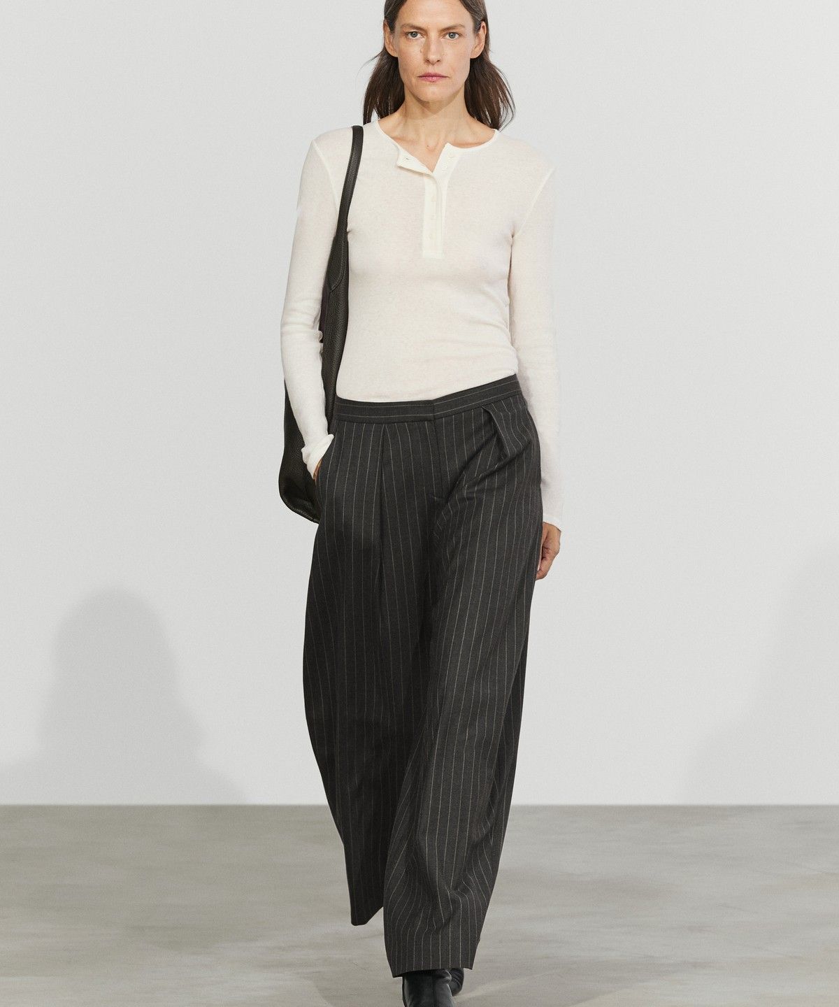 마시모두띠(MASSIMO DUTTI) 스트라이프 울 블렌드 와이드 팬츠