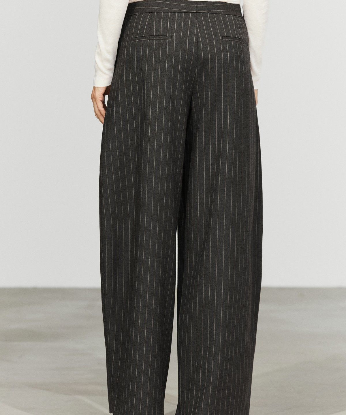 마시모두띠(MASSIMO DUTTI) 스트라이프 울 블렌드 와이드 팬츠