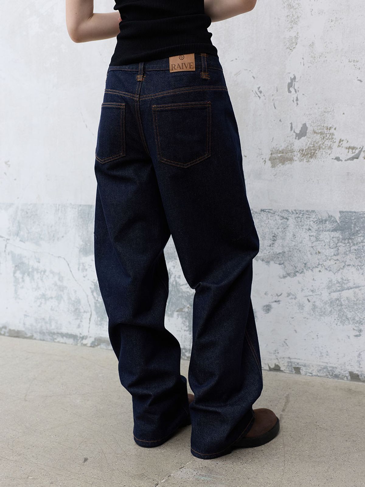 레이브(RAIVE) Curved NonFade Denim Pants VJ6AL930_2color