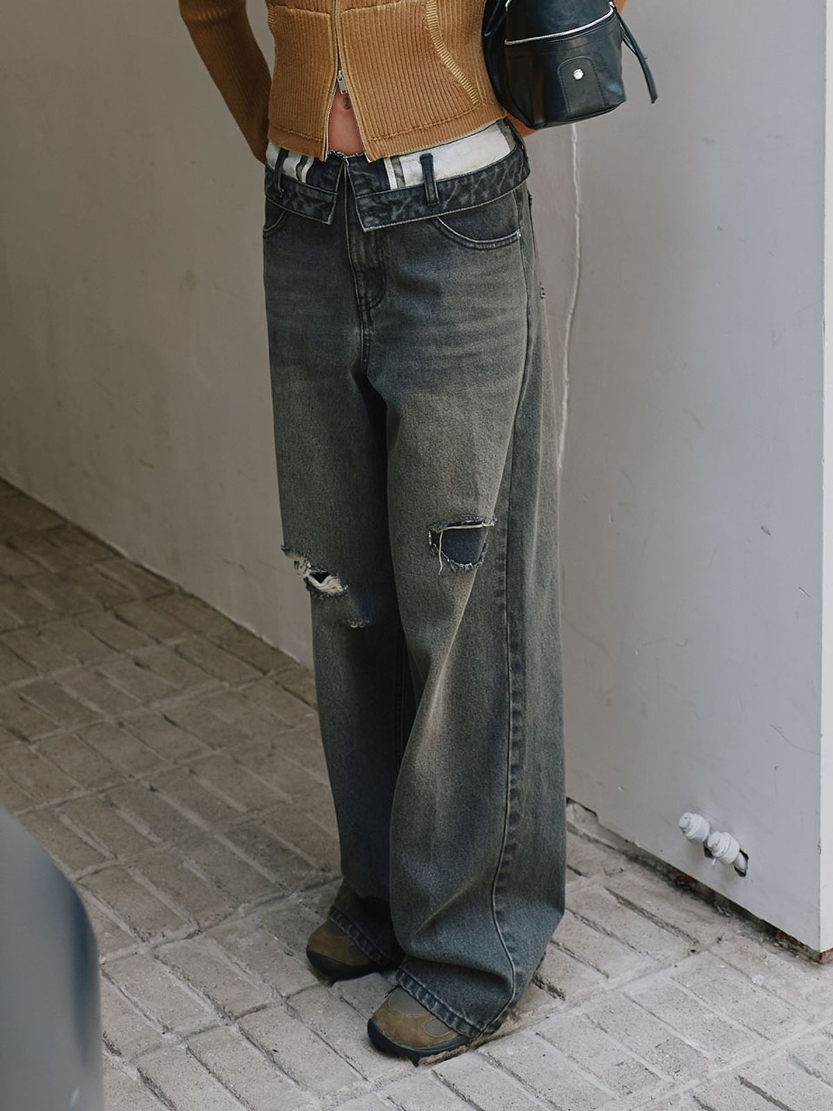 레이브(RAIVE) Folding Damage Denim Pants VJ6AL932_2color