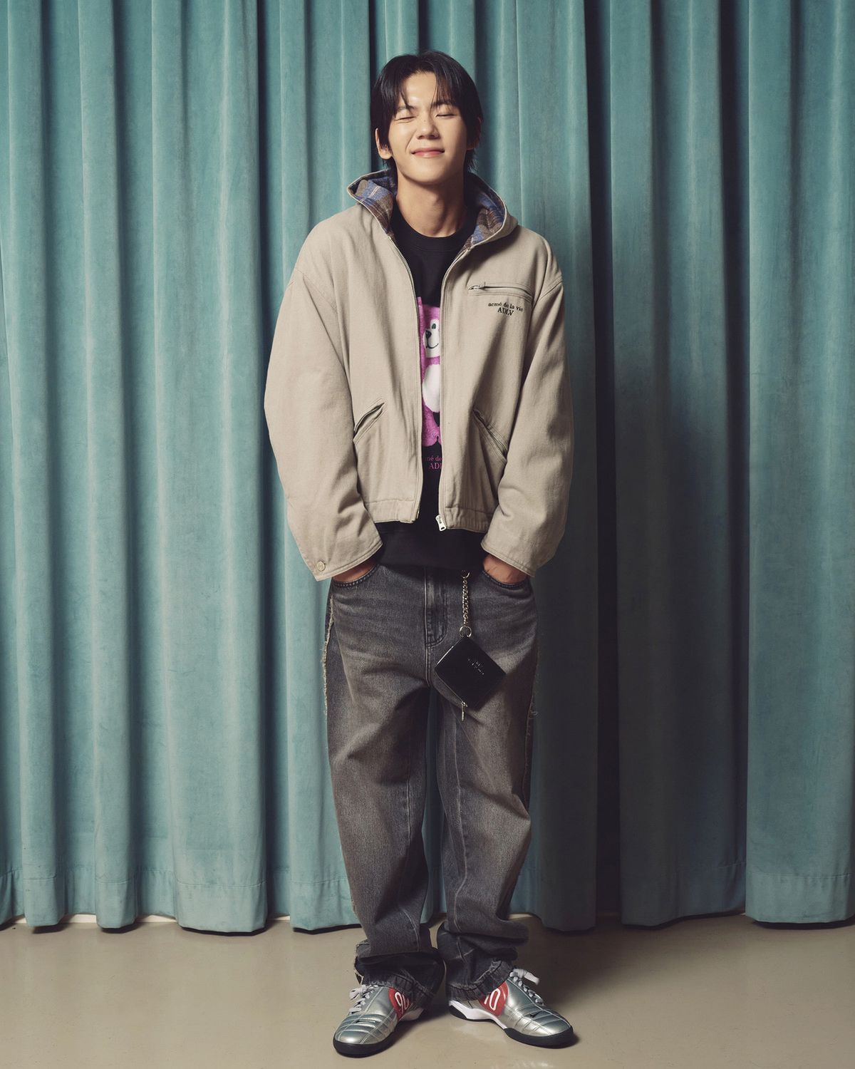 아크메드라비(ACME DE LA VIE) SIDE DISTRESSED DENIM PANTS