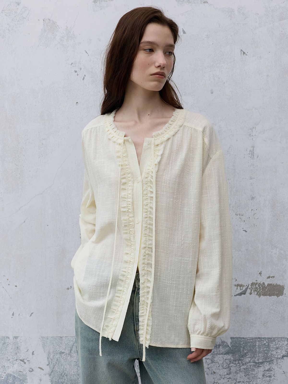 레이브(RAIVE) Ruffle Detail Blouse VW6AB911_2color