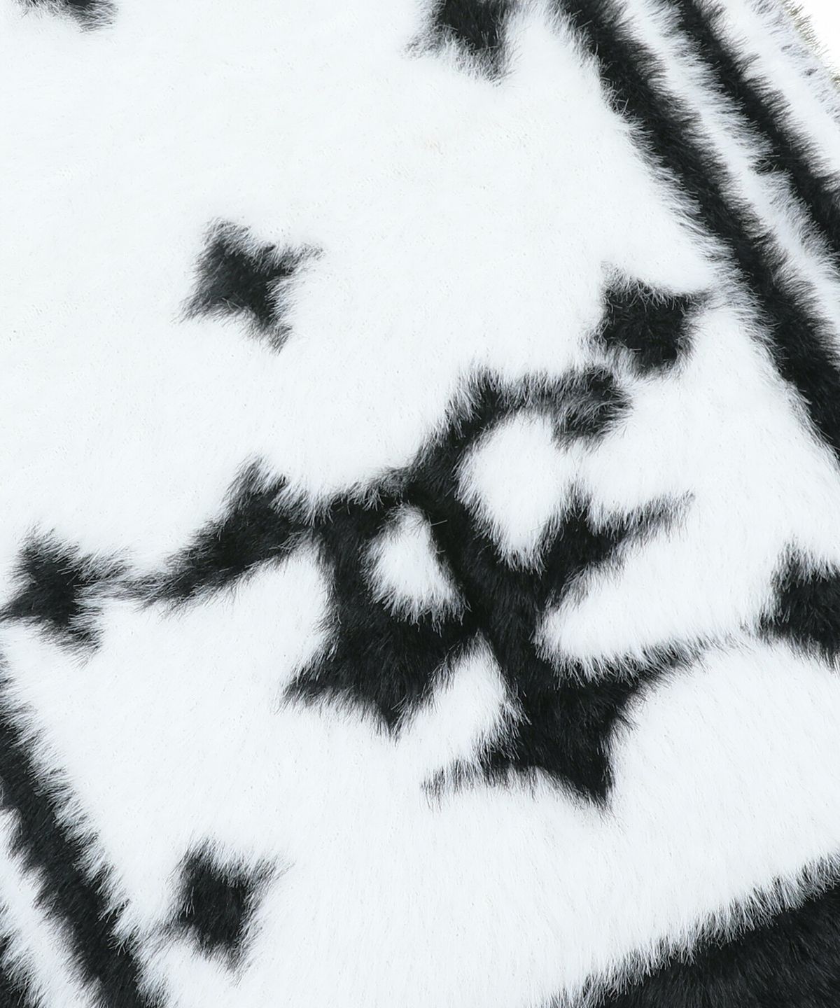 엑스톤즈(XTONZ) XF019 루프 리버시블 소프트 헤어리 머플러 (BLACK)