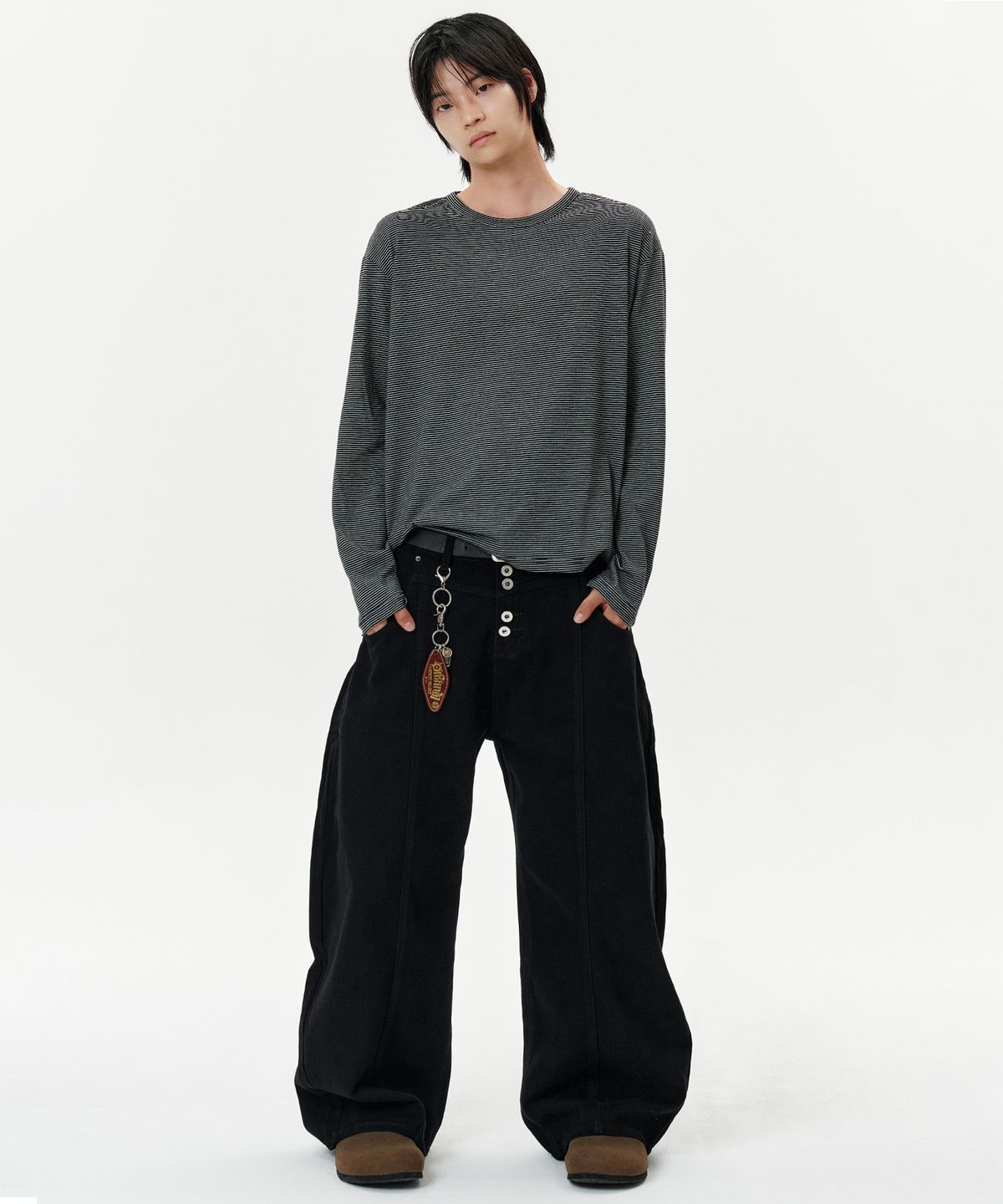딥센스(DEEP SENSE) 4-Button Curved Pants - black