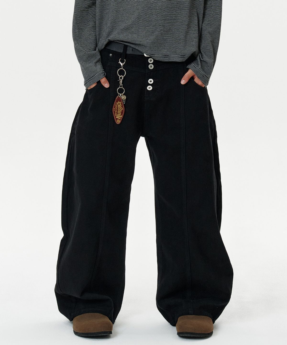 딥센스(DEEP SENSE) 4-Button Curved Pants - black