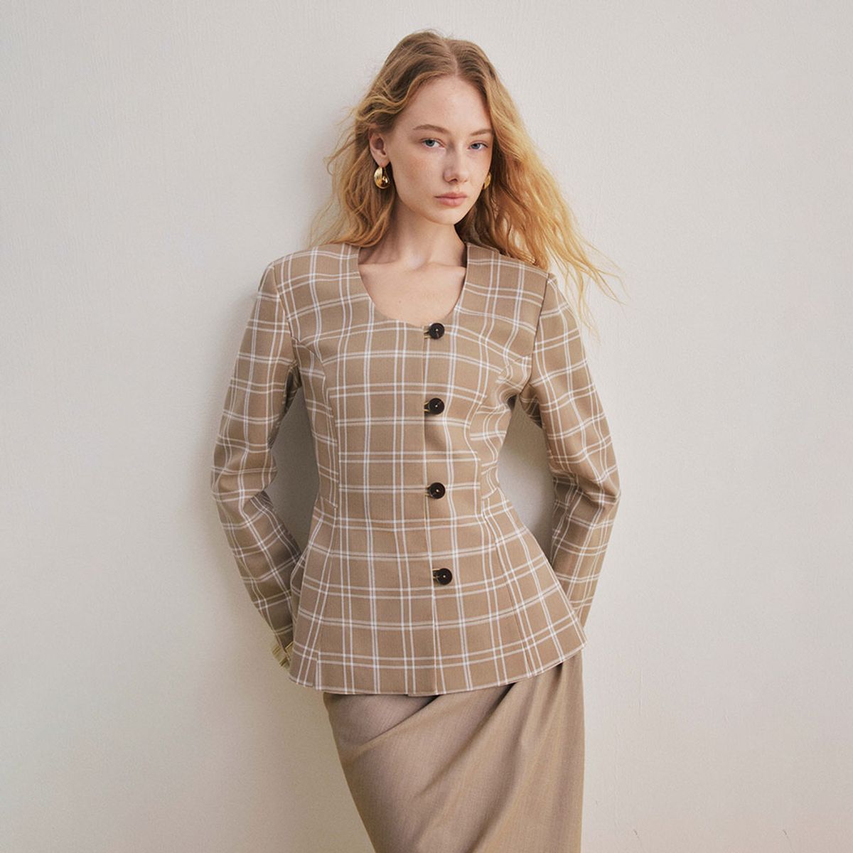 와이와이아이엠(YYIAM) YY_Elegant plaid blazer