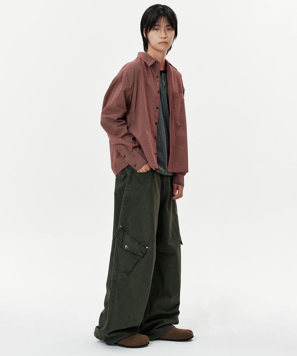 딥센스(DEEP SENSE) Utility Panel Curved Cargo Pants - khaki