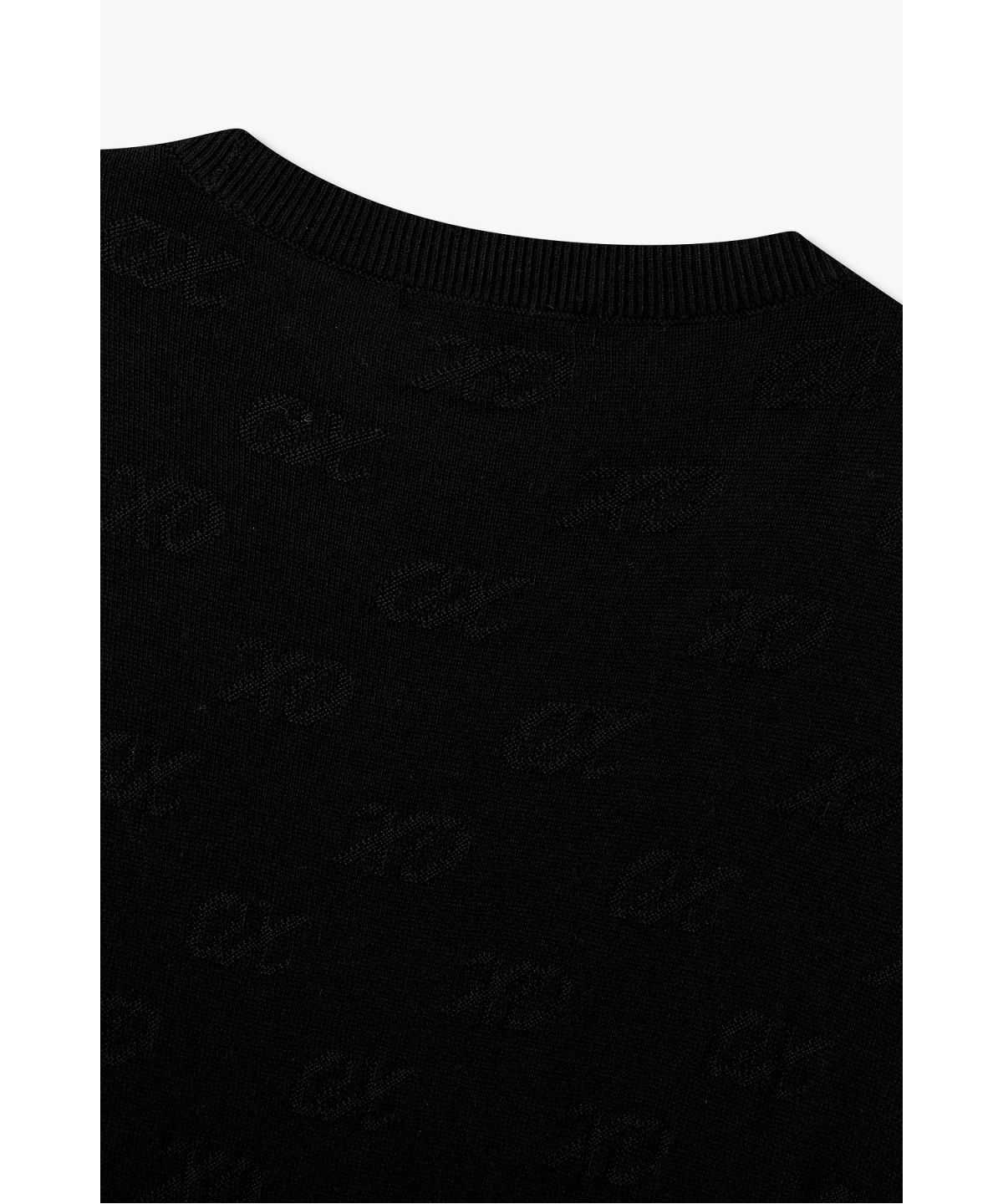 아르마니 익스체인지(ARMANI EXCHANGE) 여성 올오버 자카드 로고 니트 풀오버 _블랙_A426332505