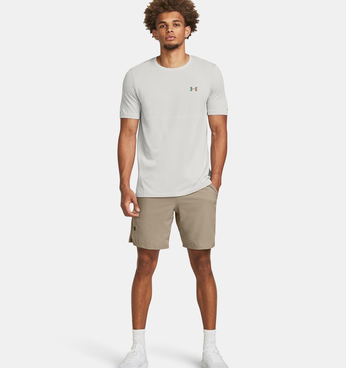 언더아머(UNDERARMOUR) 남성 UA 배니시 우븐 쇼츠1370382-203