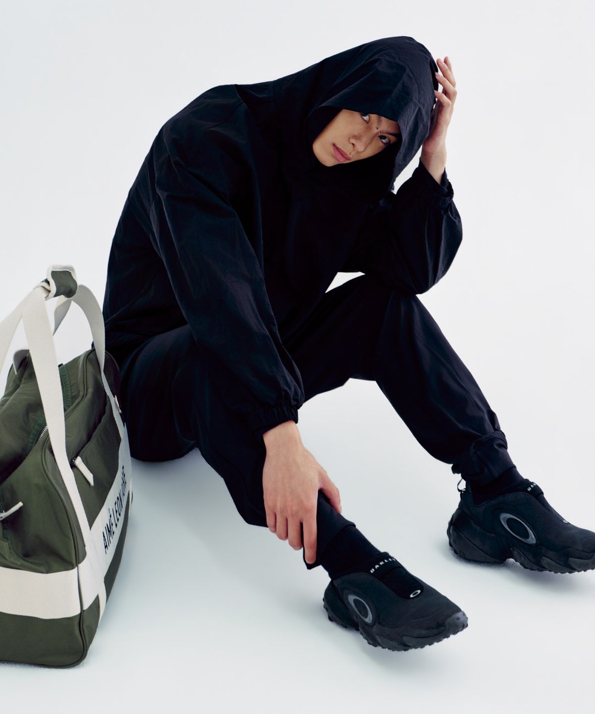 얼스캄에라(EARTH CALM ERA) 마이크로 피치드 조거 팬츠