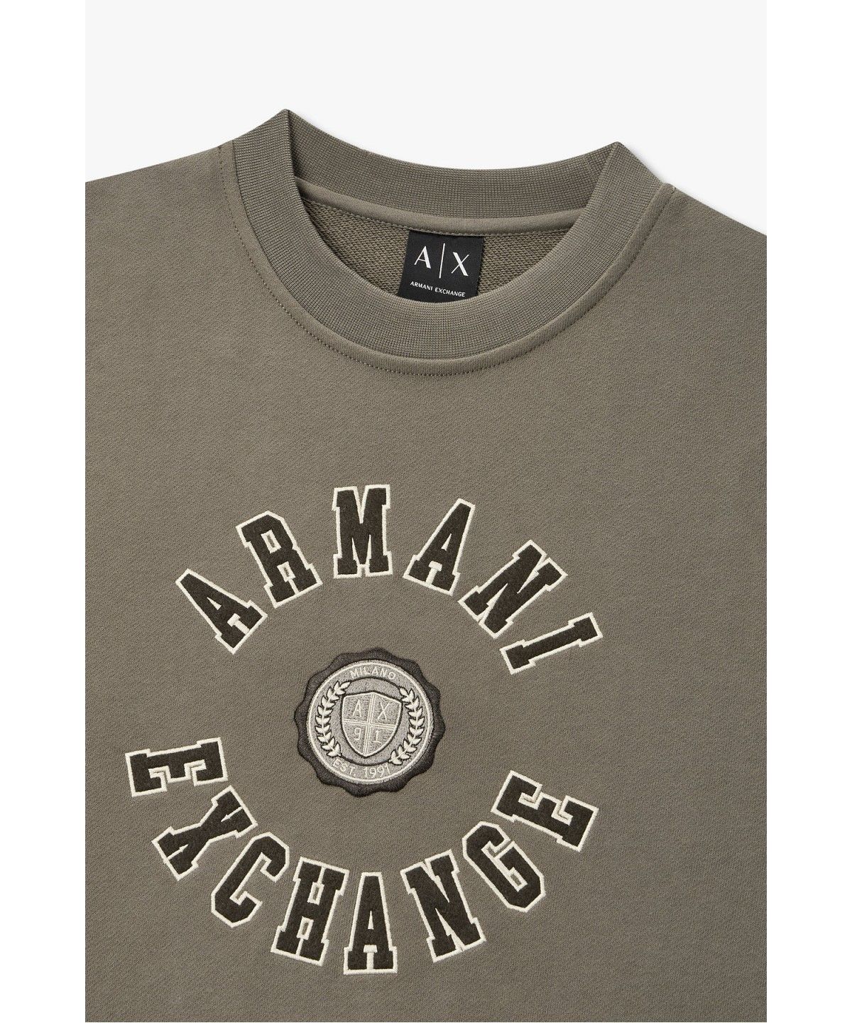 아르마니 익스체인지(ARMANI EXCHANGE) 남성 로고 패치 레귤러 핏 스웨트셔츠 _초코_A416331009