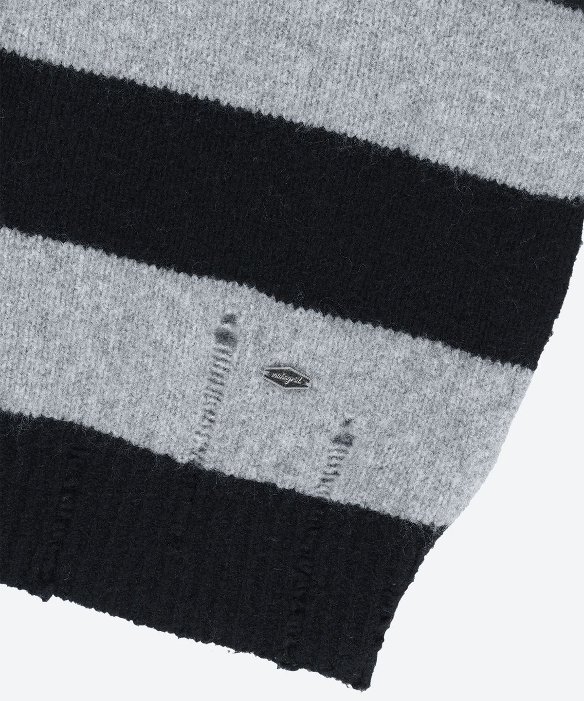 마하그리드(MAHAGRID) DAMAGED OFF SHOULDER STRIPE KNIT[BLACK]