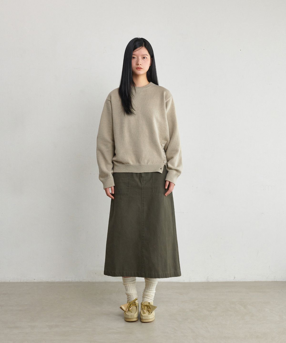 굿라이프웍스(GLW) [unisex] 사이드 버튼 니트 베이지