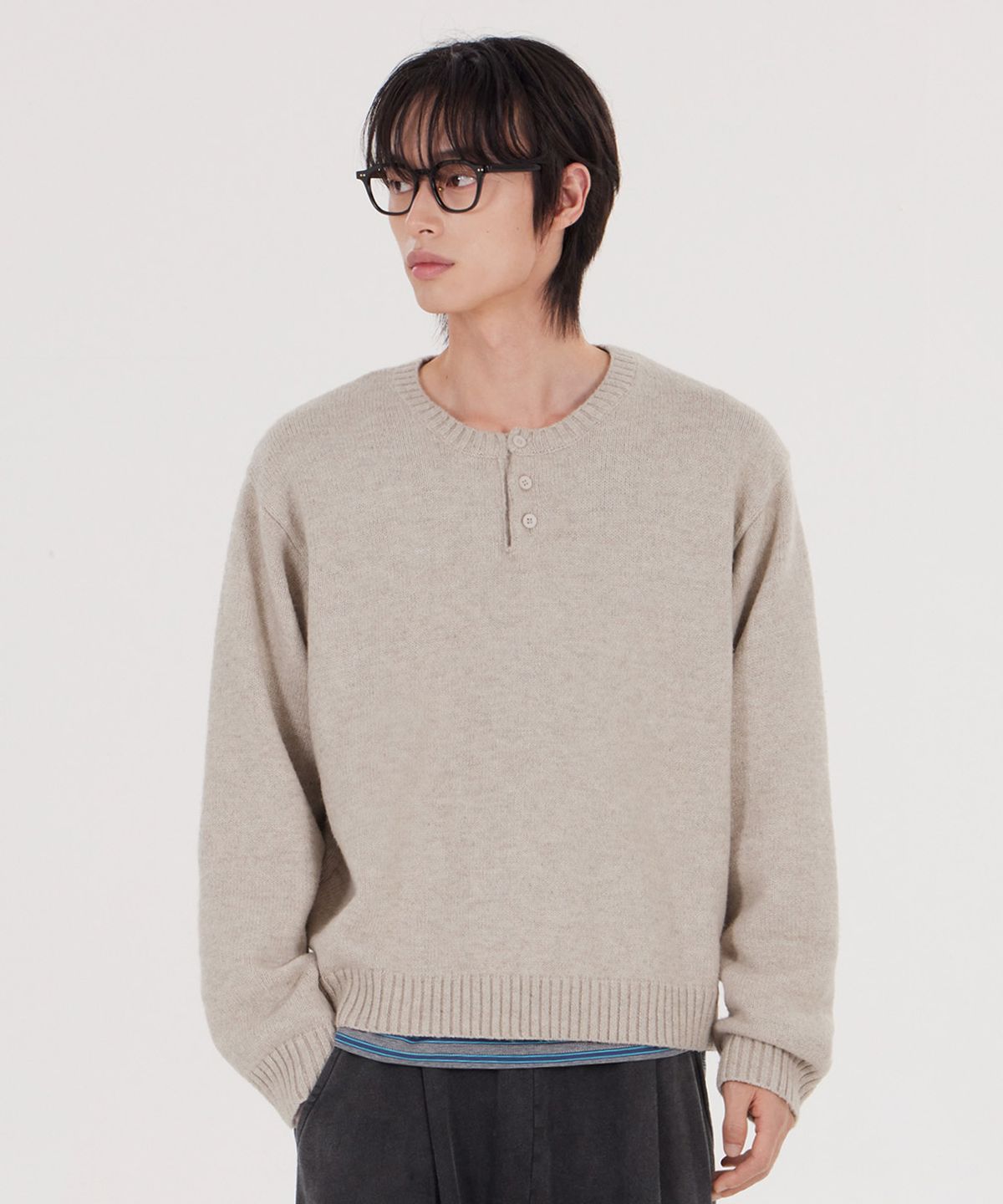 굿라이프웍스(GLW) [unisex] 오버핏 버튼 헨리넥 니트 베이지