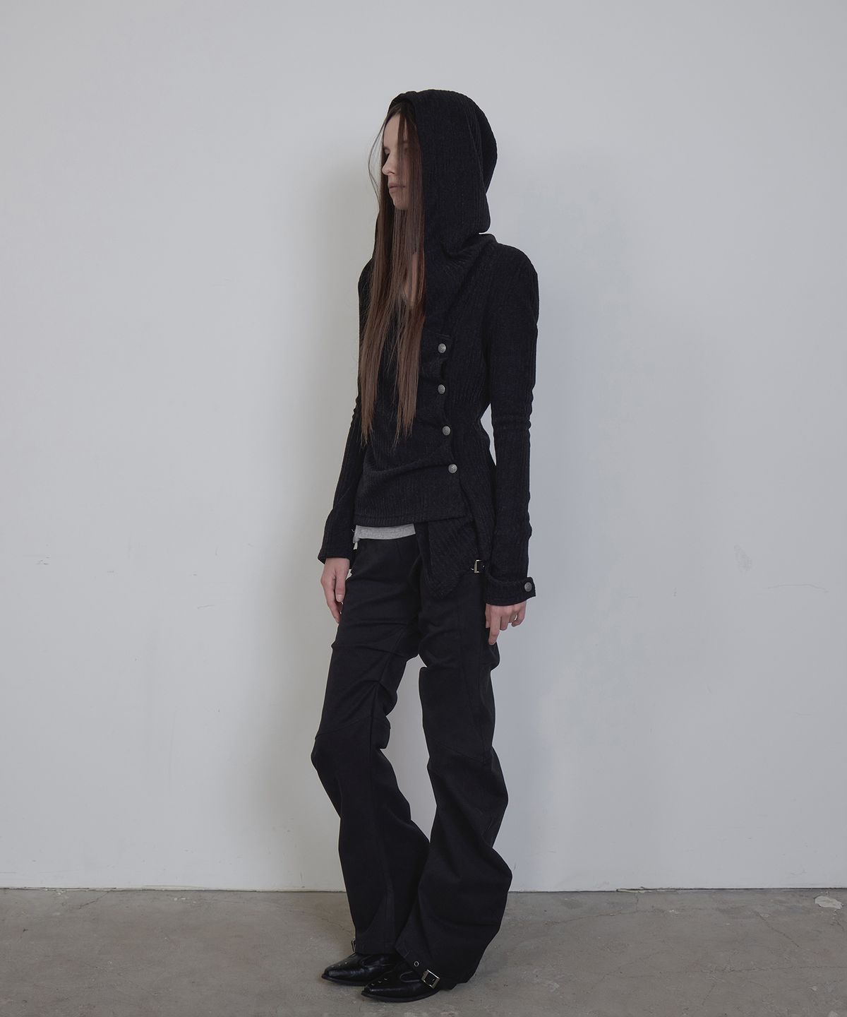 애시메트리(ASYMMETRY) BELT CURVED PANTS / BLACK
