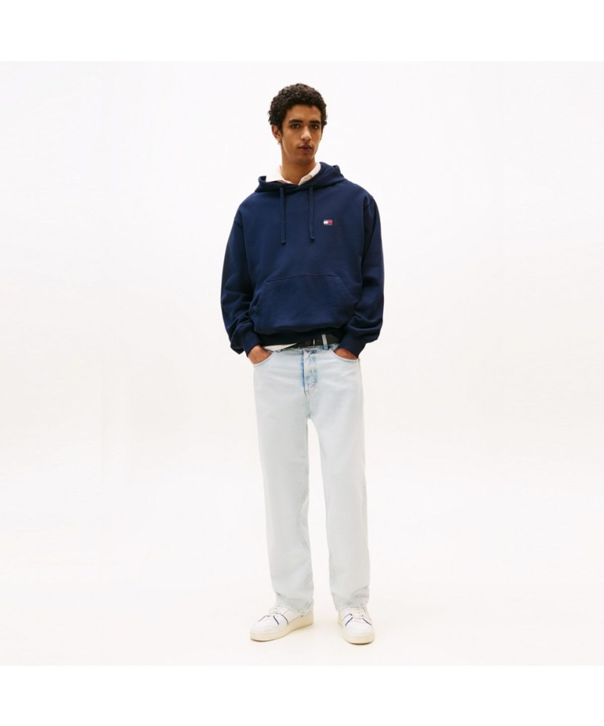 타미진스(TOMMY JEANS) 박시 배지 후디 (T32G7TTO01TMT2C1G)