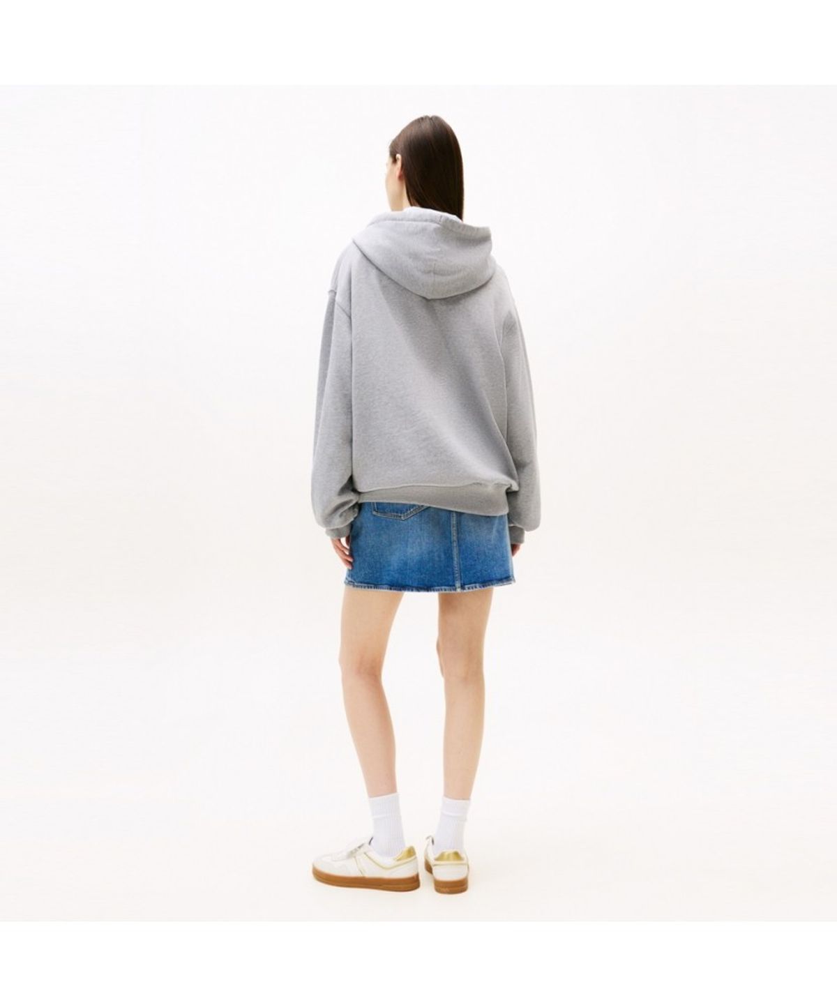 타미진스(TOMMY JEANS) 박시 배지 후디 (T32G7TTO01TMT2Q13)