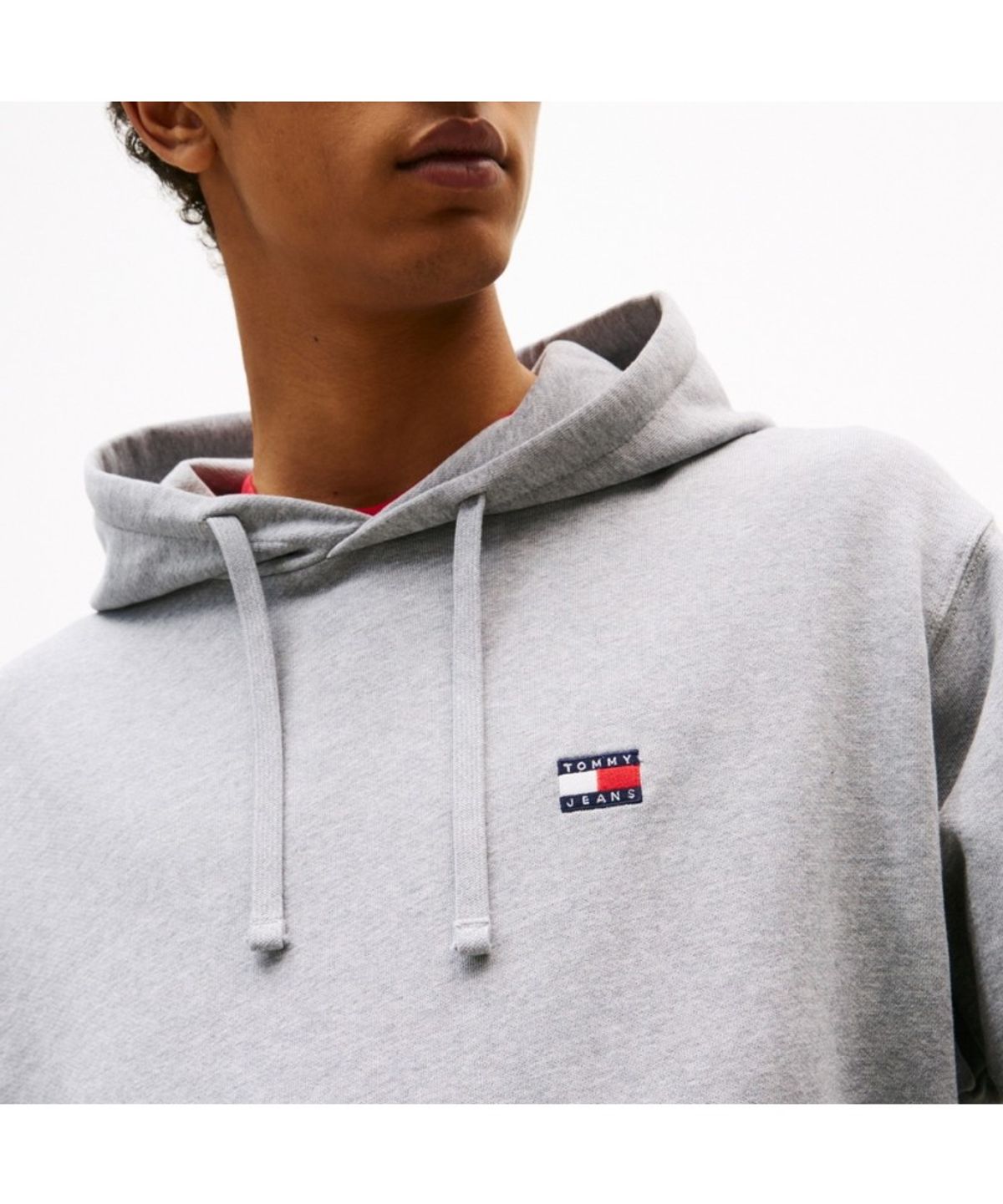 타미진스(TOMMY JEANS) 박시 배지 후디 (T32G7TTO01TMT2Q13)