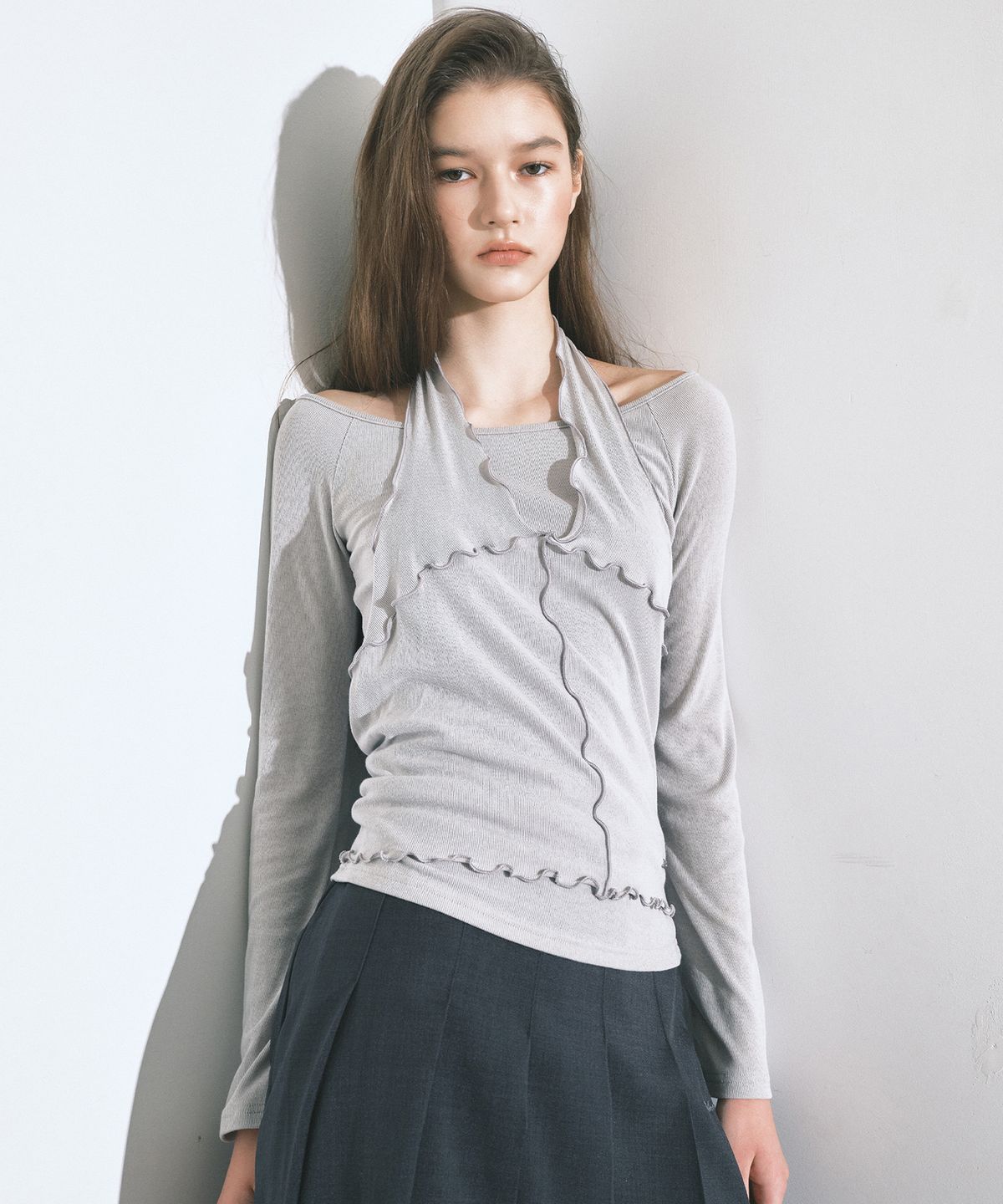 닉앤니콜(NICK&NICOLE) HALTER LAYERED SLEEVE TOP_LIGHT GRAY