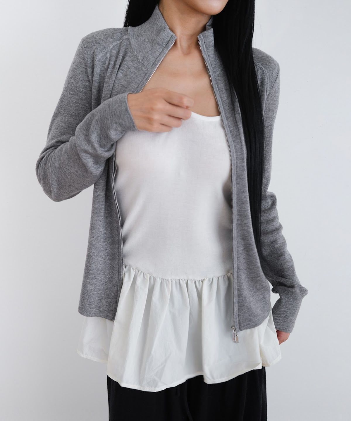 오오티엔(OOTN) HIGH NECK KNIT ZIP-UP [GREY]