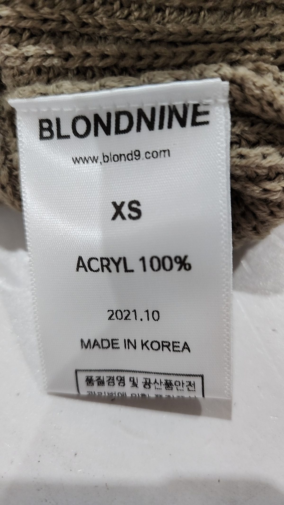 블론드나인(BLOND9) 니트/스웨터 XS