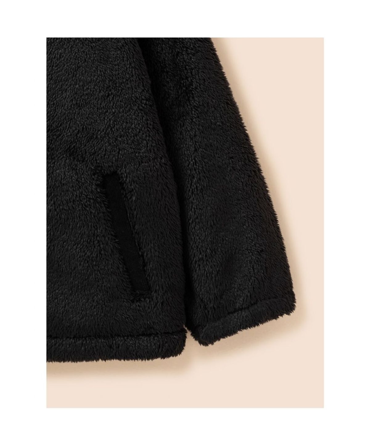 빈폴 키즈(BEANPOLE KIDS) 엘보 포인트 하이넥 집업 퍼 점퍼  블랙 (BI6939U015)