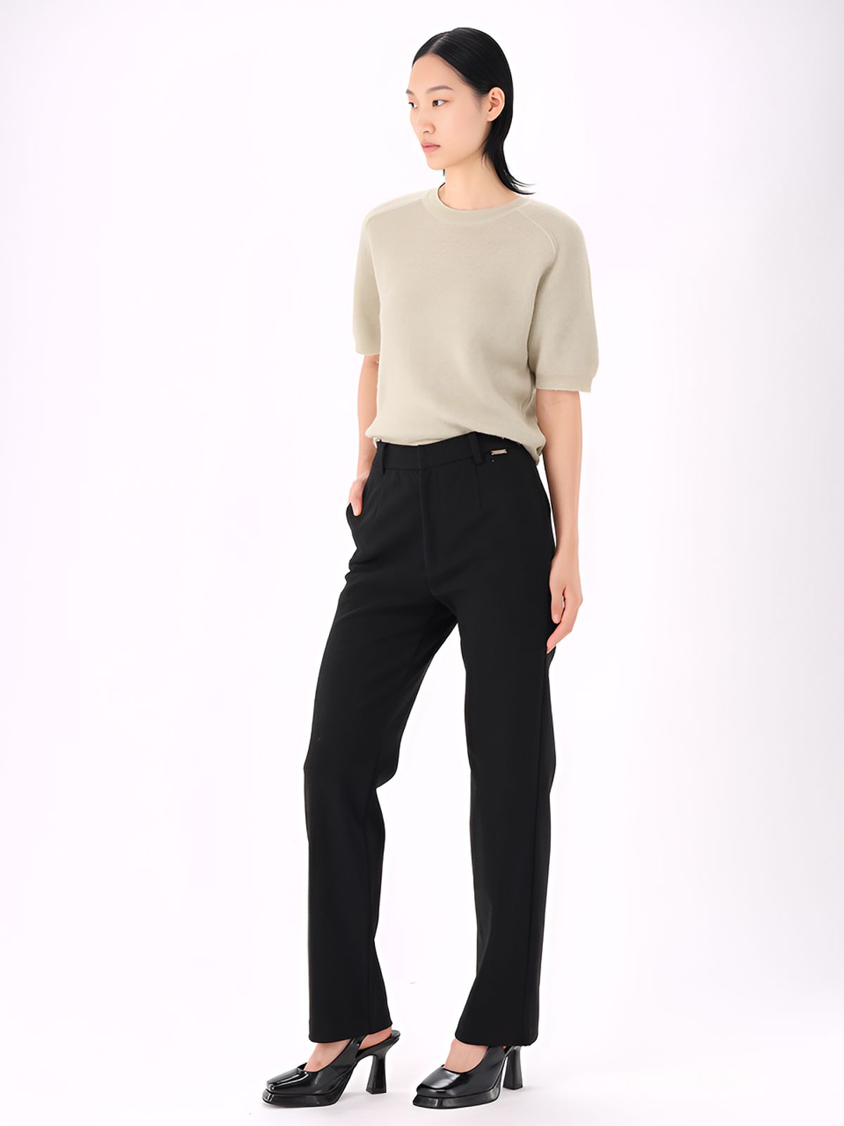 아쿠드(ACUD) Slim Straight Crepe Slacks _Black