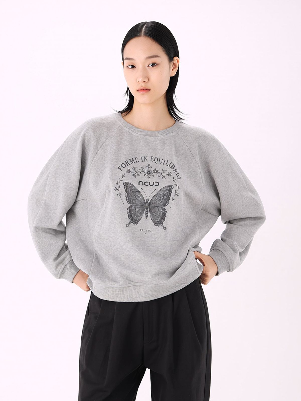 아쿠드(ACUD) Butterfly Sweatshirt _Grey