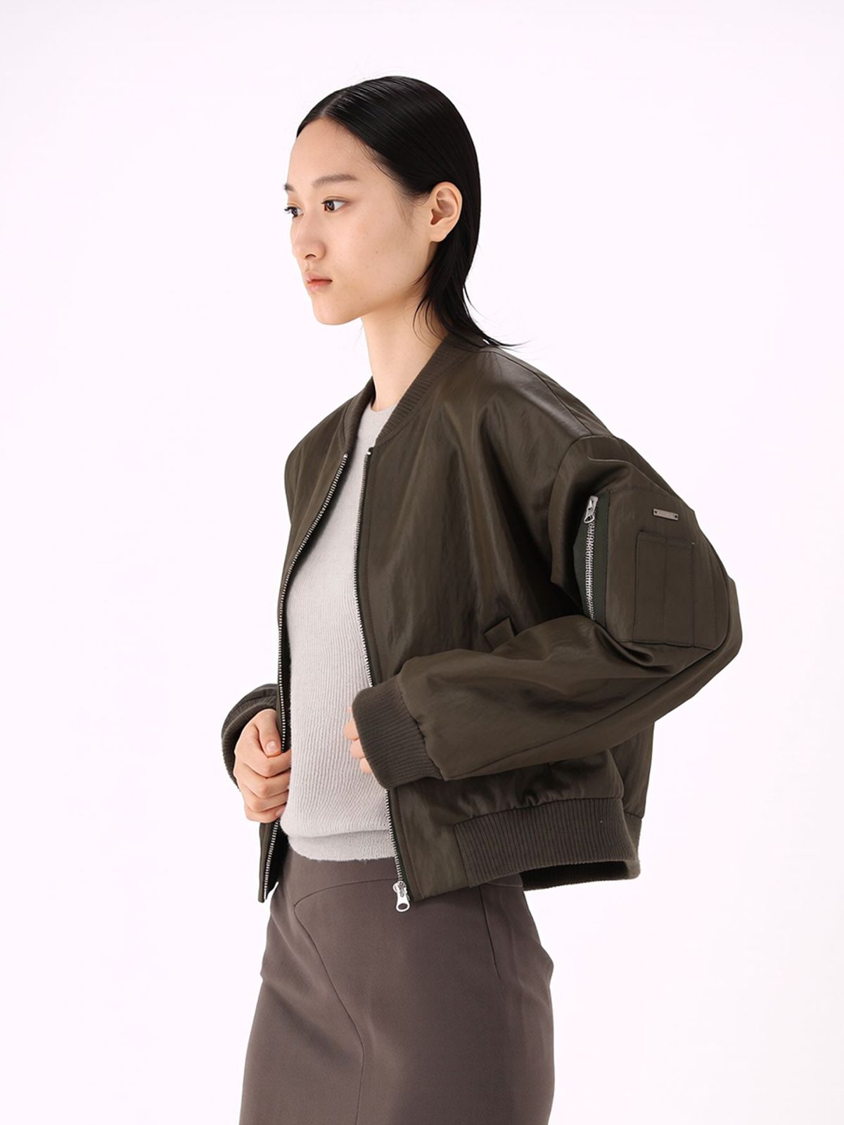 아쿠드(ACUD) Soft Gloss Bomber Jacket _KH.Grey