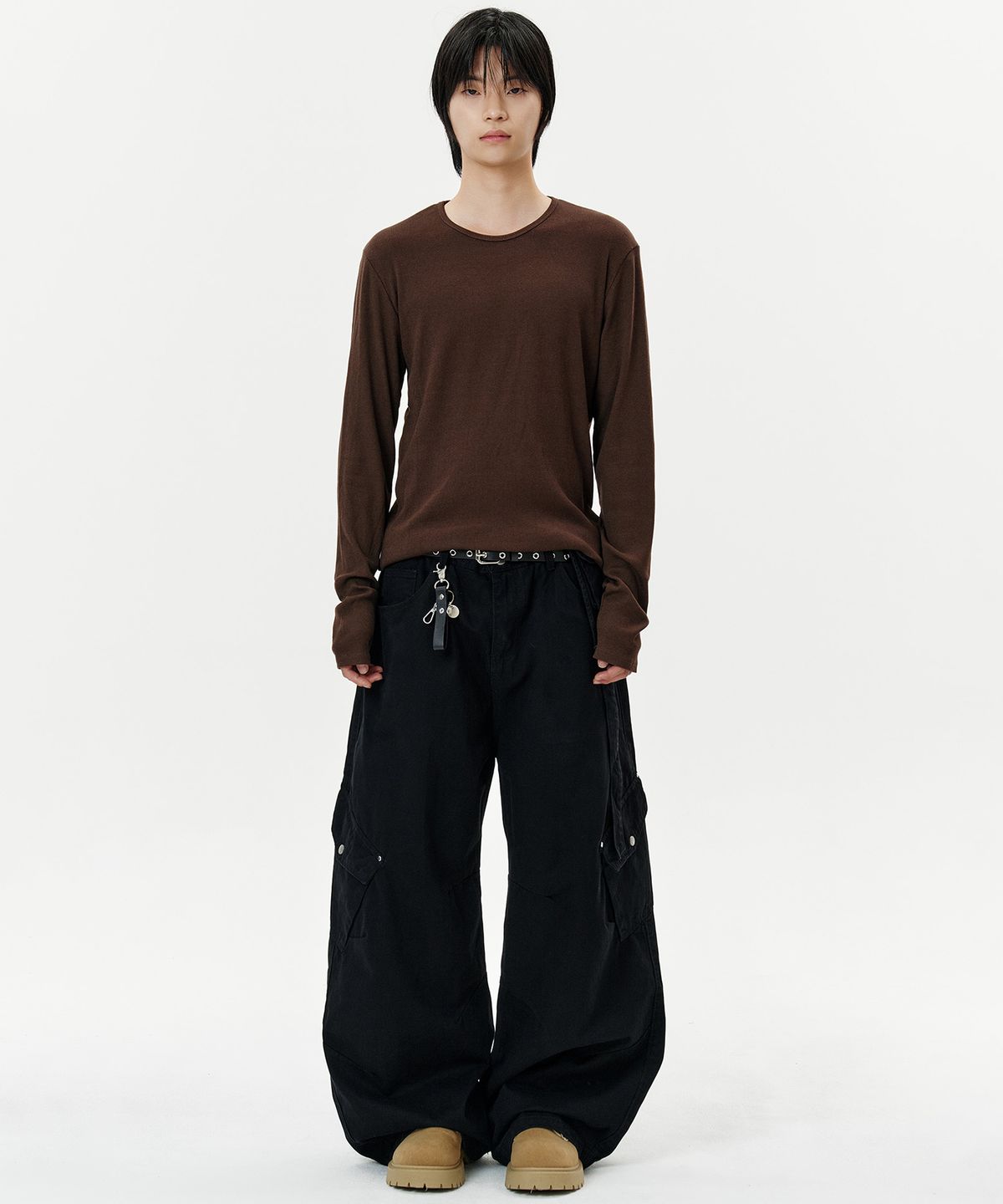 딥센스(DEEP SENSE) Side Zip Pocket Curved Pants - black