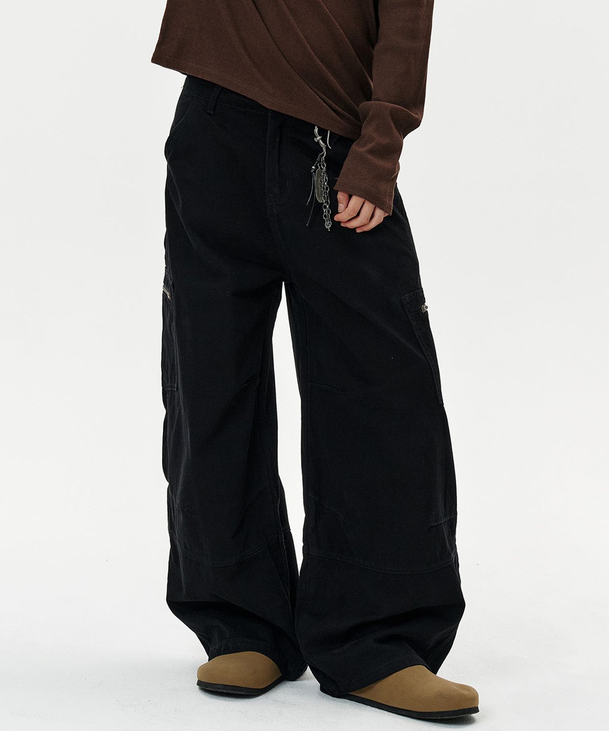 딥센스(DEEP SENSE) Side Zip Pocket Curved Pants - black