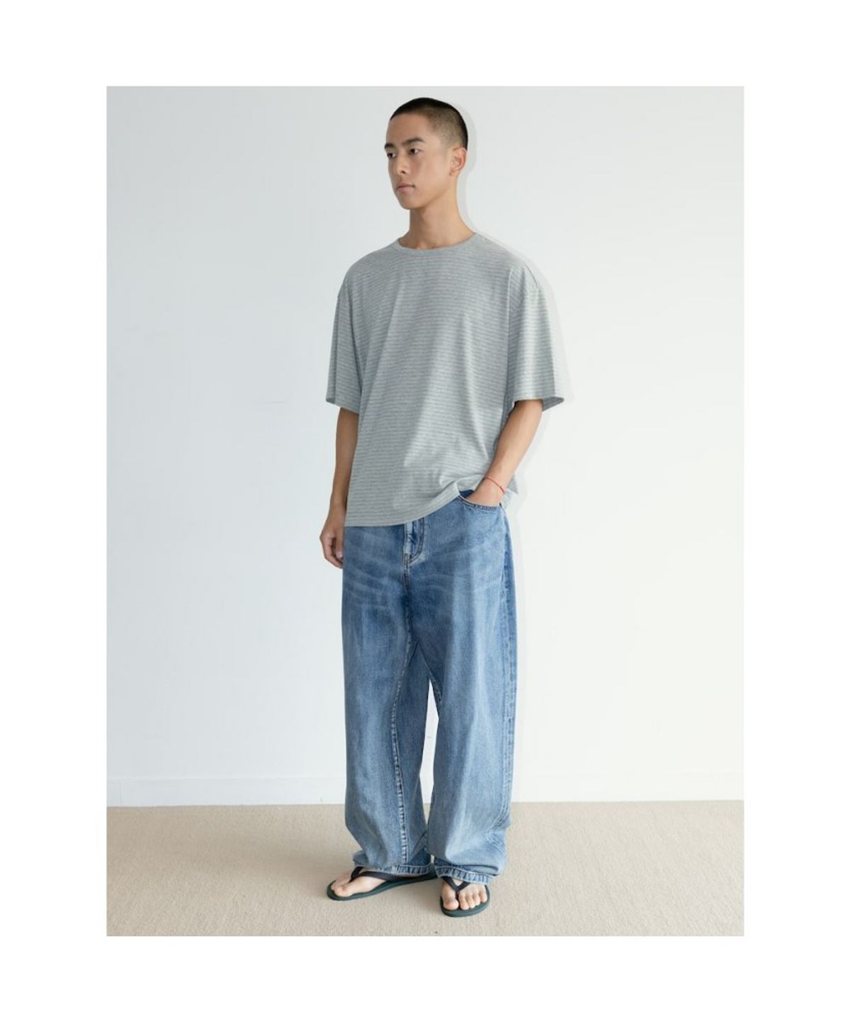 디애퍼처(THE APERTURE) [Unisex] Classic Stripe TShirt  Grey (TA6742U023)