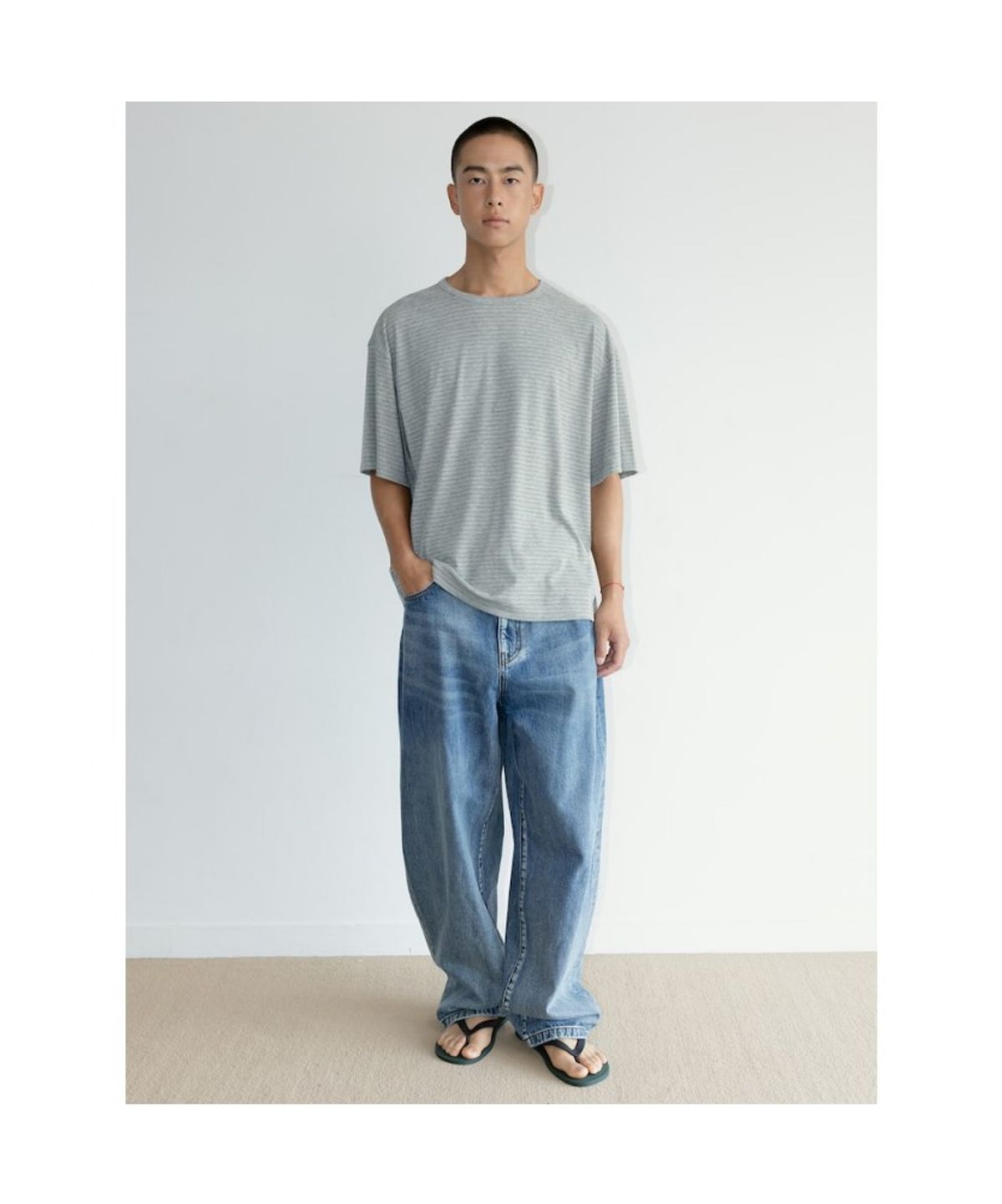 디애퍼처(THE APERTURE) [Unisex] Classic Stripe TShirt  Grey (TA6742U023)