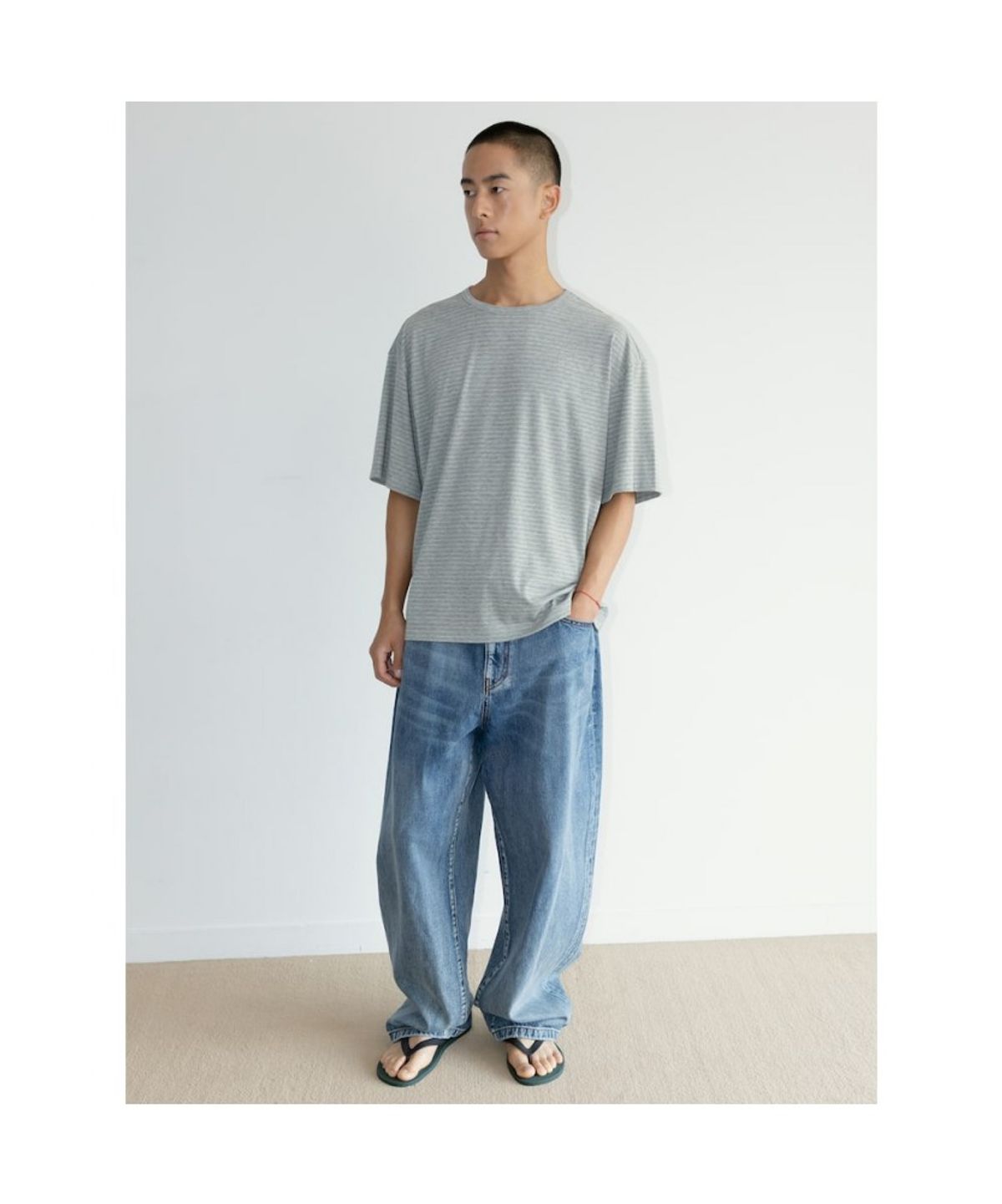 디애퍼처(THE APERTURE) [Unisex] Classic Stripe TShirt  Grey (TA6742U023)