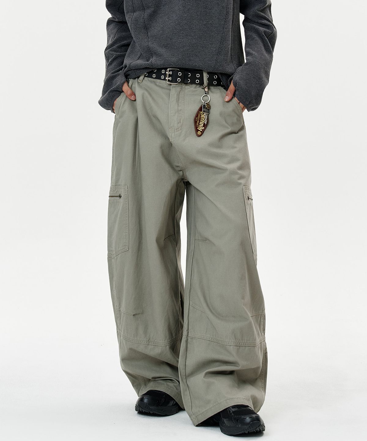 딥센스(DEEP SENSE) Side Zip Pocket Curved Pants - beige