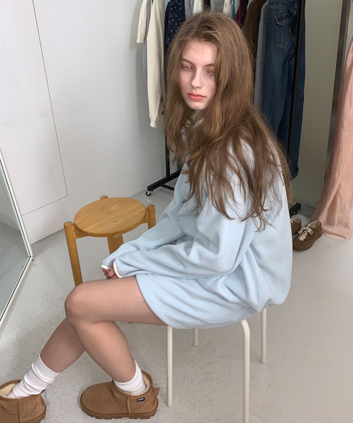 레터프롬문(LETTER FROM MOON) 레터즈 메모아 플리스 스커트 ( 스카이블루 )