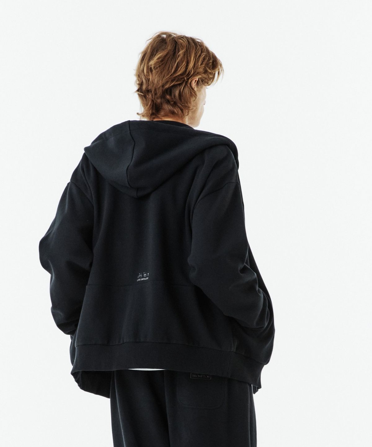 브롬톤 런던(BROMPTON LONDON) HOODED ZIP-UP - BLACK (P263UFT163)