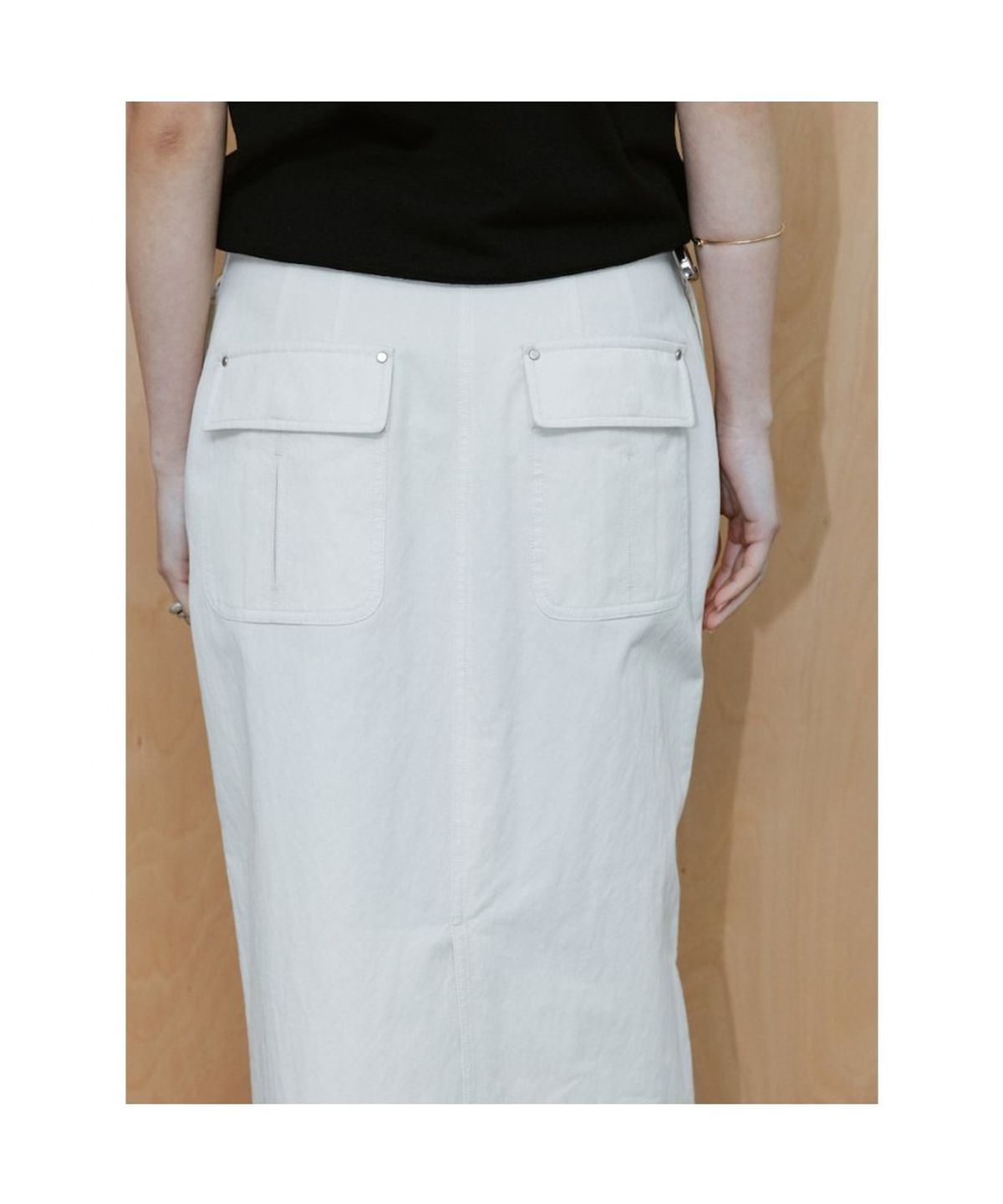 디애퍼처(THE APERTURE) Asti H Line Skirt  Ivory (TA6427A050)