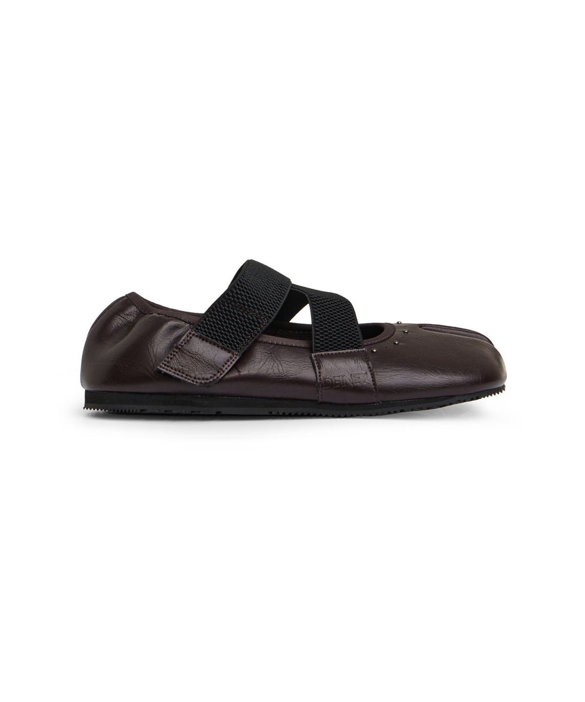 다이닛(DEINET) TABI POINT FLAT SHOES IN BURGUNDY